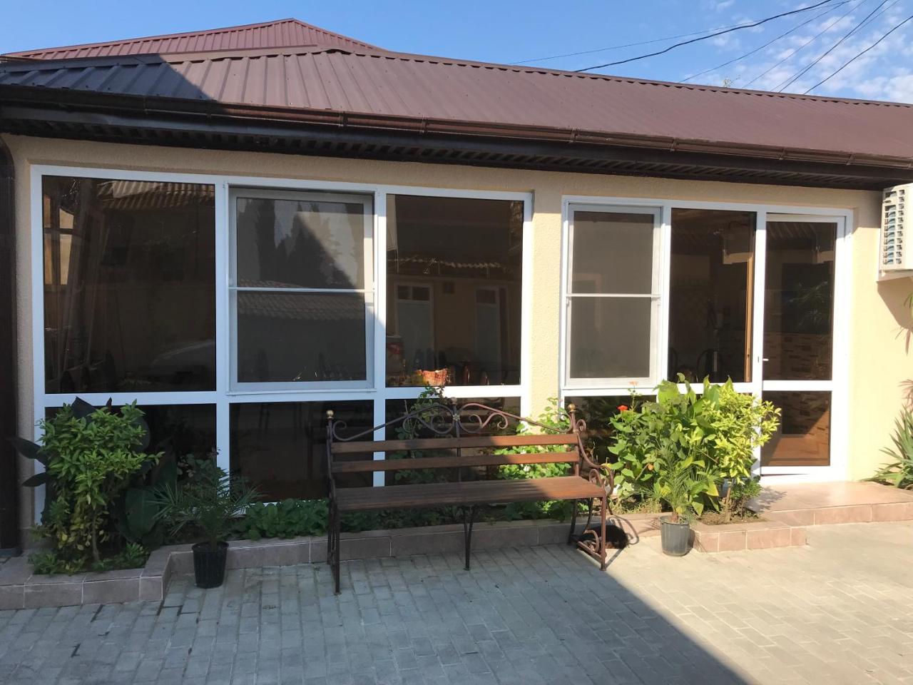 Guest House Palmovaia Gavan Gudauta Exterior photo